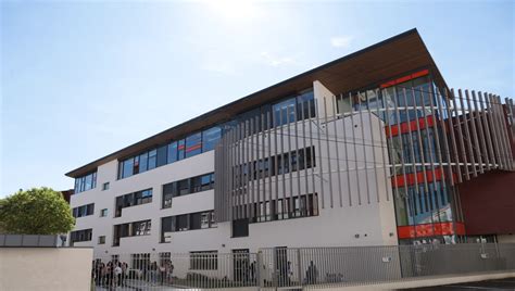 lycée st pierre chanel thionville|Collège et Lycée Privés Saint Pierre Chanel .